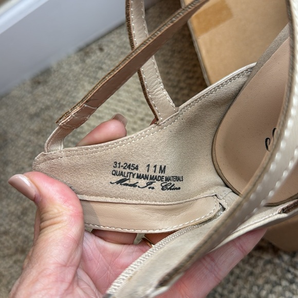 Easy Street Women's, Elated Sandal, Nude Pearlized, Size 11M - Picture 16 of 16